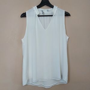 Naked Zebra sleeveless v neck ruffle neckline detail size medium